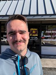 New donut shop between San Marco and San Jose