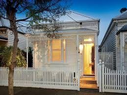Sold Price For 292 Esplanade East Port Melbourne Vic 3207 Victorian Homes Exterior Victorian Terrace House Exterior House Colors