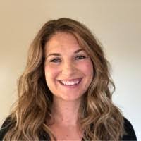 Katie Pigg's Instagram, Twitter & Facebook