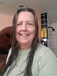 Hi everyone, I'm new to this group and feel like I found my generation. As  a teenager in 1972, I found myself patching my friends Levi & Hiphugger  jeans. 😎✌️🌻🤙🌴🧵🪡