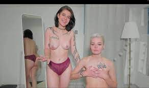 Tessa_wayne both topless