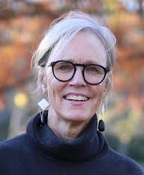 Nancy Lovell's Instagram, Twitter & Facebook