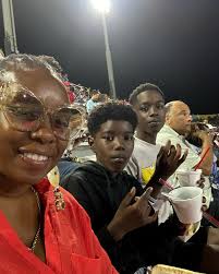 SUssssssu. 💛🩵💛🩵💛