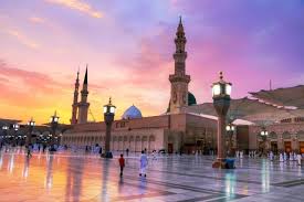Pin By Desainita On Medina Mosque In 2020 Medina Saudi Arabia Mosque Masjid