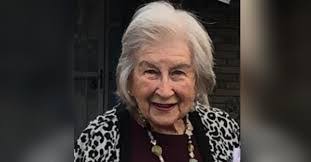 Allyson Layman's Instagram, Twitter & Facebook