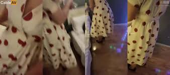 勾搭成人用品店老板娘，老板娘真的是騷啊，嘴上說著不要，最後受不了顧客的勾引還是被顧客操了。 - 肉視頻,您的私人AV影院