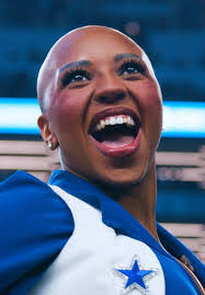 Kari Latimer's Instagram, Twitter & Facebook