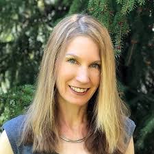 Christine Grabowski's Instagram, Twitter & Facebook