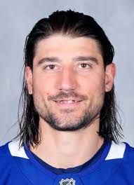 Player photos for the 2008-09 Markham Waxers at hockeydb.com