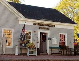 This 2 Story Antique Shop In Rhode Island Used To Be An Old Post Office Old Post Office Antique Shops Rhode Island