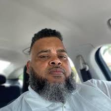 I promise I'm not mad lol this is my chill face lol #HappyThursday !! Keep  pushin! We got this!