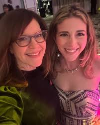 Attending @bmi Pop Awards, running into @gossipgirl family and 90s icon  (!!!) @lisaloeb, honoring the incredible collaborating artists and  songwriters who write the soundtrack of our lives … and celebrating BMI  champion