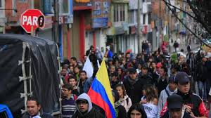 Los hechos se enmarcan en el paro nacional que han convocado algunos gremios como de funcionarios públicos, salud y transporte, además de la confederación de trabajadores del cobre. Tvcat1yetcg1km