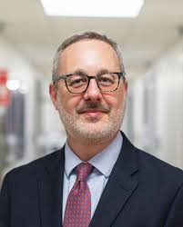 Head-to-head trial compares ustekinumab with adalimumab in Crohn's