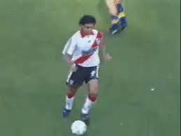 The seine river runs through paris and is central to its history. Aimar Gol A Boca Gif Gfycat