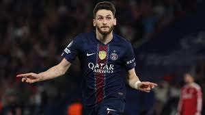 Angreifer bei Paris St. Germain: Der georgische Messi - Khvicha Kvaratskhelia