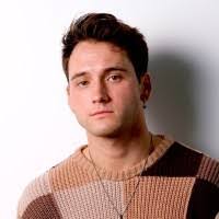 Dianne Manqueros's Instagram, Twitter & Facebook