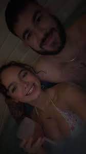 Anya Strong (@anyastrong)