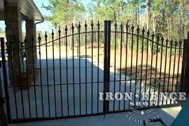 We Weld On The Solid Iron Or Aluminum Decorative Finial Tips To All Our Estate Driveway Gates Standard Estate Gates Driveway Gate Driveway