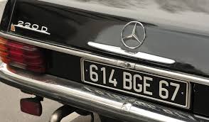 Personnalisation, homologation ou encore installation… quelles sont les réglementations autour des plaques d'immatriculation ? Quelle Est La Signification D Une Plaque Immatriculation Noire Planete Automobile
