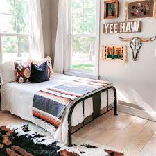 Check out new themes, send gifs, find every photo you've ever sent or received, and search your account faster than ever. Cowgirl Magazine On Instagram Yeehaw We Love This Bedroom Could You Picture This In Your Home Photo C Western Bedroom Decor Western Bedrooms Western Rooms