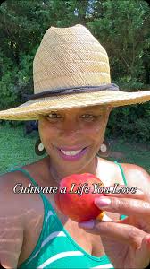 Celebrating Black owned businesses across South Carolina!  @oldeuropepastries is hands down one of my favorite shops in Greenville!  Owner, Bobby Daugherty has cultivated a lovely space for desserts,  breakfast, lunch, coffee, wine