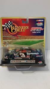 Dale earnhardt jr vs dale earnhardt sr japan. Nascar Collectable Planes Trains And Automobiles Dale Earnhardt Sr And Jr Memorabelia Coins And Gifts Montgomery Mn Global Auction Guide