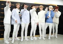 Press Backstage Interview 180110 Bts Won The Digital Song Division Bonsang On The 1st Day Of The 32nd Golden Disc Awards Bts Kim Jeon