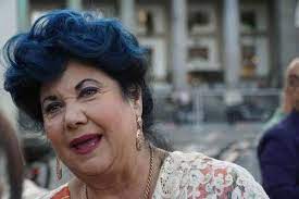 Partecipa 'o festival 'e sanremo 1989 cu 'a canzone il babà e una cosa seria. Ychte4 Ebnytkm