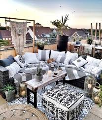 30 Boho Terrassen Und Patios Die Inspirieren 2019 30 Boho Terrassen Und Patios Die Inspirieren Comfydwel Fire Pit Patio Furniture Balcony Decor Patio Decor