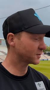 No hanging about. 🔥 Dani Gregory didn't hang about yesterday as she drove  the ball straight back, past the bowler for four. 🚗 🤎| #SurreyCricket