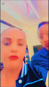 Elizabeth Mach (@elizabeth.mach8)