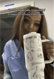 Lydia Minor's Instagram, Twitter & Facebook