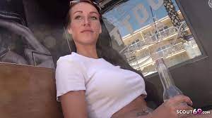 ▻▻ GERMAN SCOUT - Junge Österreicherin Josy am Strand im Urlaub auf  Mallorca bei spontan Casting gefickt ◅◅ - XVIDEOS.COM