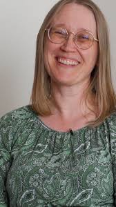 Maria brister ut i lovsång i dagens evangelium och Tomas Lång predikar om  hennes villighet inför Gud, Markus Wargh spelar psalmer och improviserar  och Karin Sandlund Naréus leder oss i förbön. Välkommen