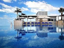 They come with a certain amount of risk, but if you have a structurally sound building that can support a swimming pool, it might be worth it for you. 20 Hotels With Rooftop Pool In Dubai Isa S Guide 2021