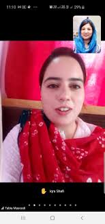 Middle wing conducts an online confidence building session for staff