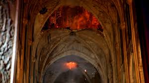 Get your tickets now at notredamedeparis.com. Incendie A Notre Dame Les Premieres Images De L Interieur De La Cathedrale