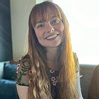 Tricia Barr's Instagram, Twitter & Facebook