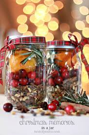 These vegan christmas jar gifts are easy and perfect holiday gifts. 10 Mason Jar Gift Ideas Diy Christmas Gift Ideas Oheverythinghandm