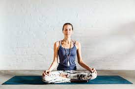 Yoga teacher training & yoga courses. Ayurveda Und Yoga So Praktizierst Du Typgerecht Dania Schumann