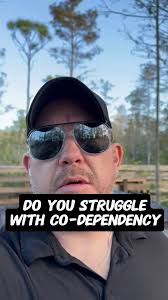If you struggle with codependency, you’re gonna wanna listen to this  episode! #recovery #sobrietyrocks #codependency