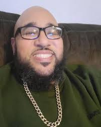 Rena Taylor's Instagram, Twitter & Facebook