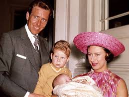 The queen, with great sadness, has asked for the following announcement to be made immediately. Lord Snowdon Dead Princess Margaret S Husband And Royal Photographer Dies Aged 86 The Independent The Independent