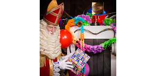 Verjaardagsfeest Sinterklaas Met Video Van Sint Thuisleven Com Sinterklaas Video S Decoratie