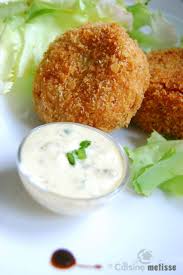 Croquettes De Saumon Aux Herbes Et Sauce Tartare Cuisine Metisse Croquette De Saumon Croquettes Recette Pave De Saumon