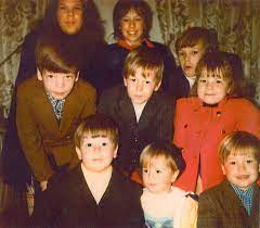 November 30, 1969 zodiac sign: Mark Wahlberg Growing Up With Eight Brothers And Sisters Facebook