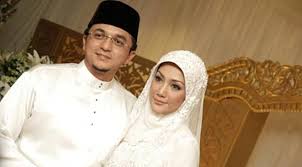 Yusry abdul halim is one of my favorite artist. Kisah Cinta Engku Emran Sebelum Bertemu Laudya Cynthia Bella Liputan6 Com Line Today