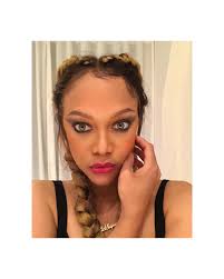 Do you ever do something really great and amazing and then get home and  take your clothes off and then take pictures of your make up and hair after  you've had dinner