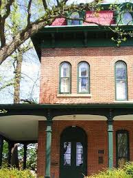 The Vincent House Fort Dodge Ia Had My First Wedding There Fort Dodge Fort Dodge Iowa Places